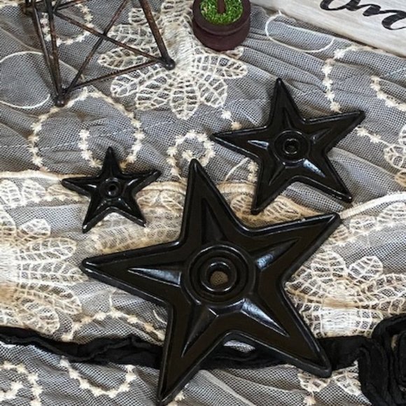Vintage Rustic Farmhouse Black Cast Iron Star Set, 4" + 2-1/2", Set of 2 - Picture 6 of 8